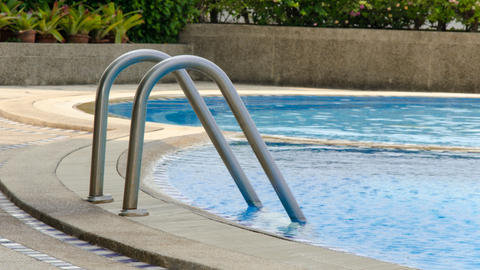 A Facility Manager’s Guide to Commercial Pool Safety Signs in Australia
