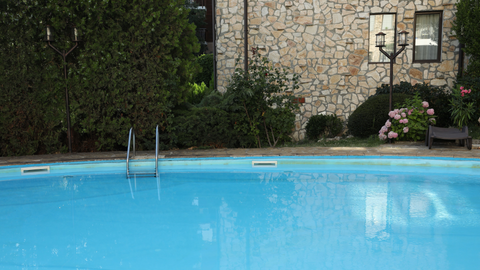 Pool Signage Laws Explained State by State