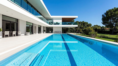 Why Pool Rule Signs Are Essential for Every Backyard